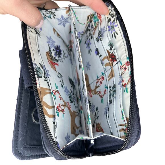 HTF Vera Bradley Merry Mischief Snow Day RFID Turnlock Wallet NWOT - Picture 9 of 11